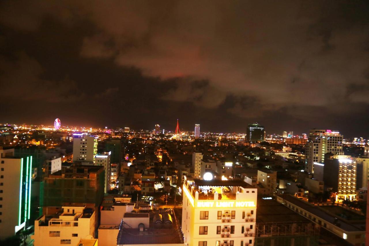 مبيت وإفطار دا نانغ Shjmily House المظهر الخارجي الصورة